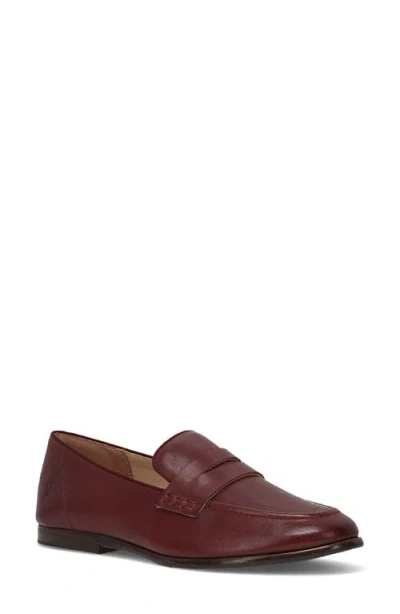 Frye Faith Penny Loafer In Burgundy