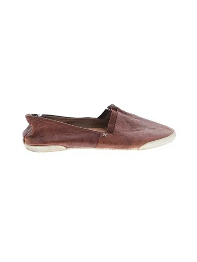 Pre-owned Frye Flats In Brown