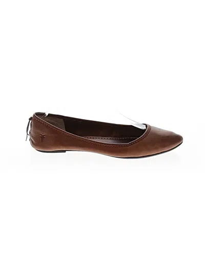 Pre-owned Frye Flats In Brown
