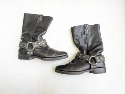 Pre-owned Frye Harness Boots Black 8 Leather Buckle Strap