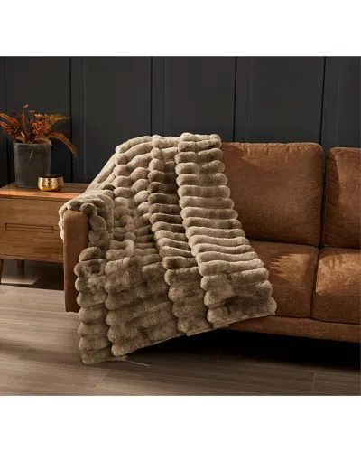Frye Haze Channel Fluffy Throw In Brown