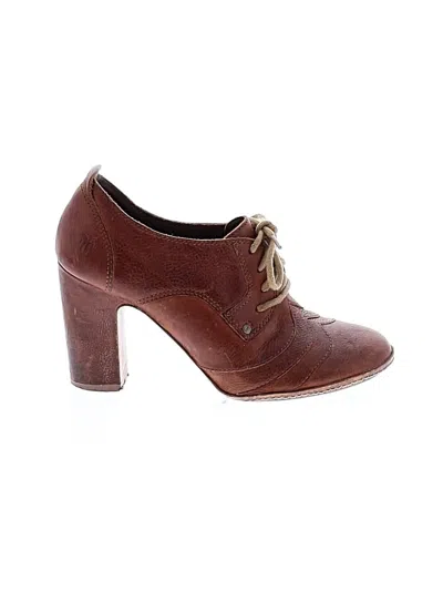 Pre-owned Frye Heels In Brown