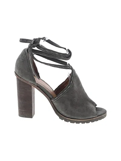 Pre-owned Frye Heels In Gray
