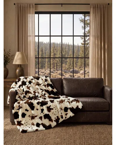 Frye Heritage Cow Fluffy Throw In White