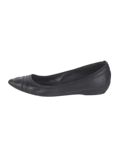 Pre-owned Frye Leather Ballet Flats In Black