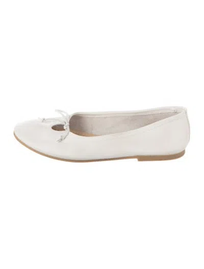 Pre-owned Frye Leather Ballet Flats In Neutrals