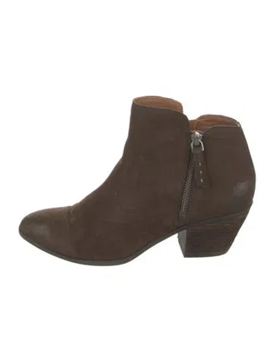 Pre-owned Frye Leather Boots In Brown