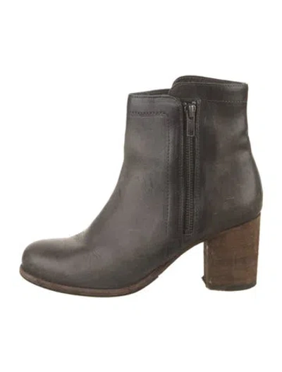 Pre-owned Frye Leather Boots In Brown