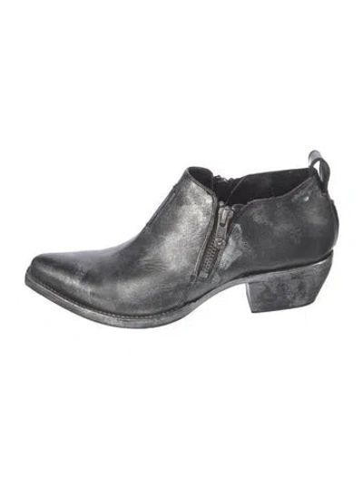 Pre-owned Frye Leather Boots In Gray
