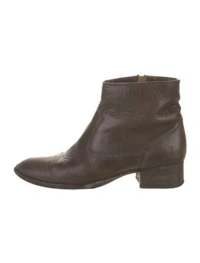 Pre-owned Frye Leather Boots In Gray
