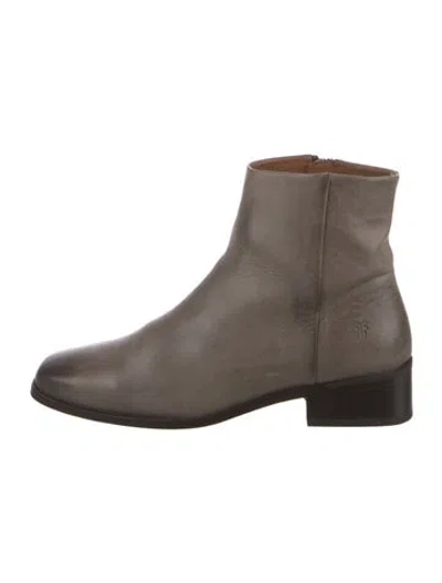 Pre-owned Frye Leather Boots In Grey