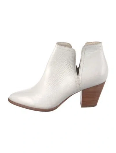 Pre-owned Frye Leather Boots In White