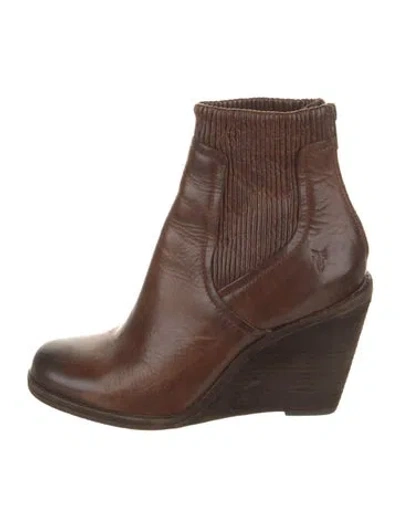 Pre-owned Frye Leather Chelsea Boots In Brown