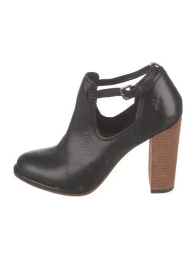 Pre-owned Frye Leather Lace-up Boots In Black