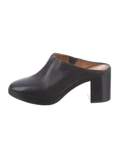Pre-owned Frye Leather Mules In Black