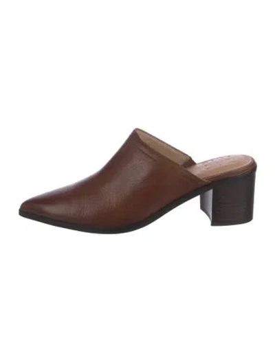 Pre-owned Frye Leather Mules In Brown