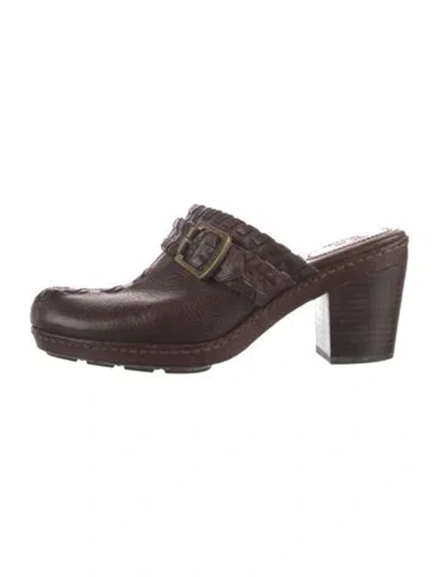 Pre-owned Frye Leather Mules In Brown