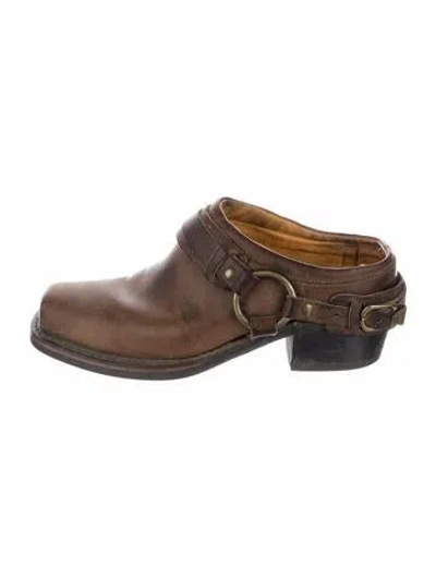 Pre-owned Frye Leather Mules In Brown