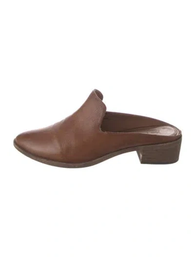 Pre-owned Frye Leather Mules In Brown