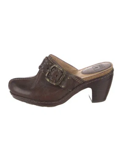 Pre-owned Frye Leather Mules In Brown