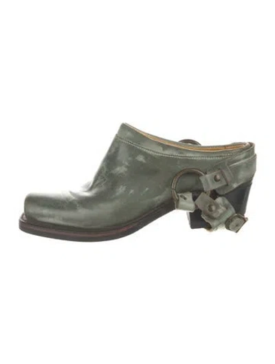 Pre-owned Frye Leather Mules In Green