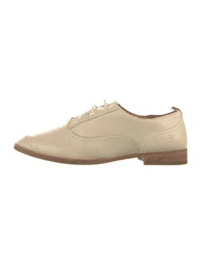 Pre-owned Frye Leather Oxfords In Neutrals
