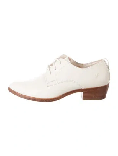 Pre-owned Frye Leather Oxfords In Neutrals