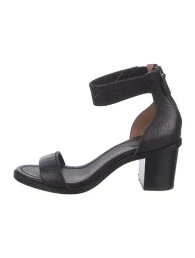 Pre-owned Frye Leather Sandals In Black