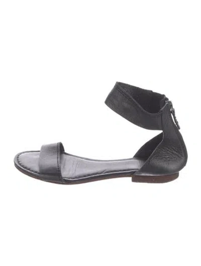 Pre-owned Frye Leather Sandals In Black