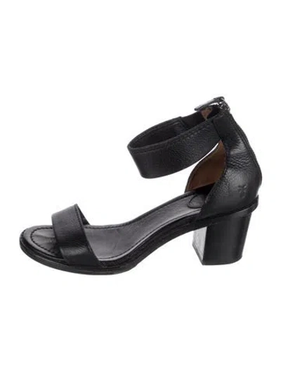 Pre-owned Frye Leather Sandals In Black