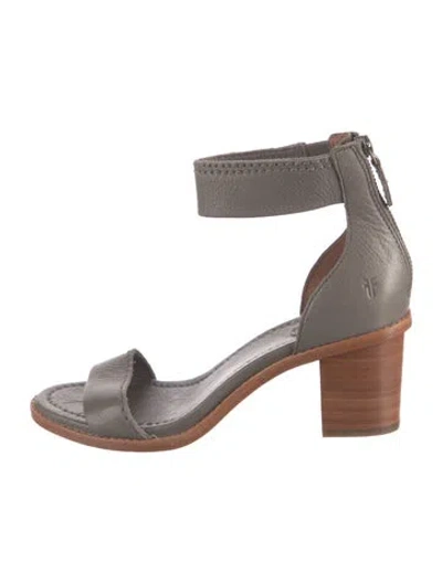 Pre-owned Frye Leather Sandals In Grey