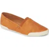 Frye Melanie Slip-on Flat In Cognac - Oyster