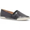 Frye Melanie Slip-on Flat In Pewter Mirror