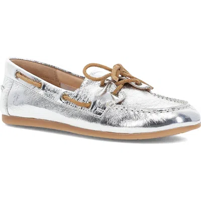 Frye Naya Boat Shoe In Silver