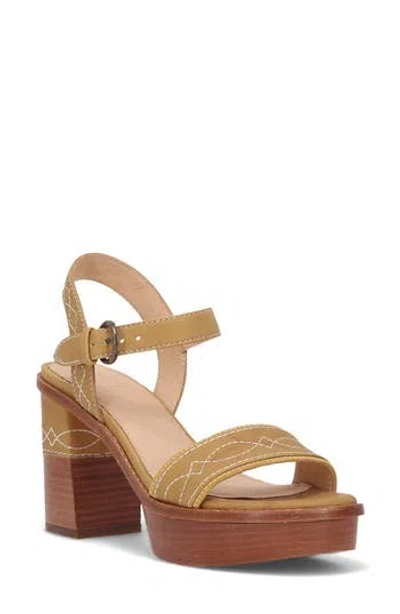 Frye Pipa Platform Sandal In Gold