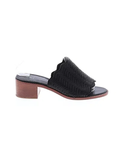 Pre-owned Frye Sandals In Black