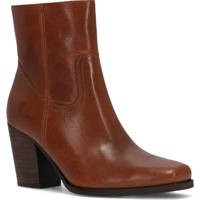 Frye Shiloh Waxy Full-grain Leather Zip Booties In Brown