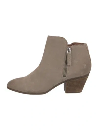 Pre-owned Frye Suede Boots In Neutral
