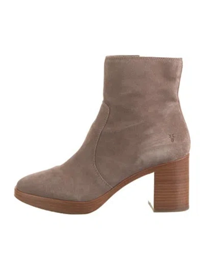 Pre-owned Frye Suede Boots In Neutrals