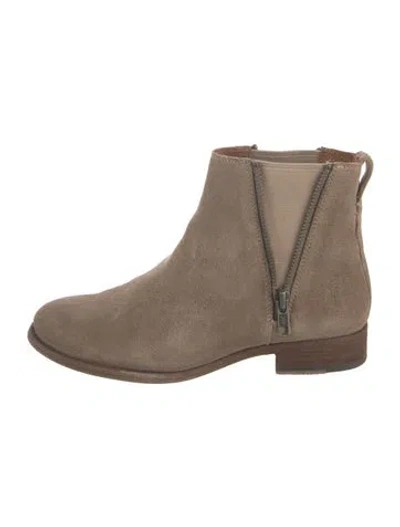 Pre-owned Frye Suede Chelsea Boots In Grey