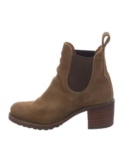 Pre-owned Frye Suede Chelsea Boots In Neutral