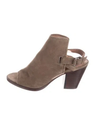 Pre-owned Frye Suede Sandals In Brown
