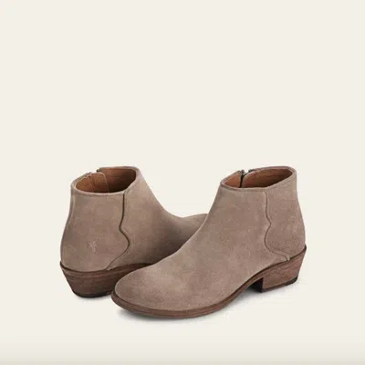 Frye The Carson Piping Bootie In Brown