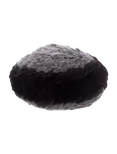 Pre-owned Fur Beanie In Black