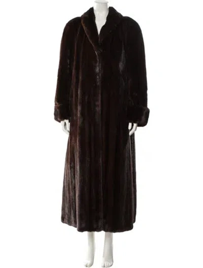 Pre-owned Fur Coat In Brown
