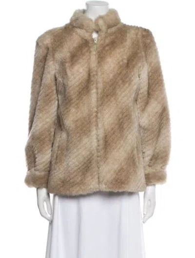 Pre-owned Fur Coat In Brown