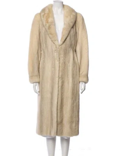 Pre-owned Fur Coat In Brown