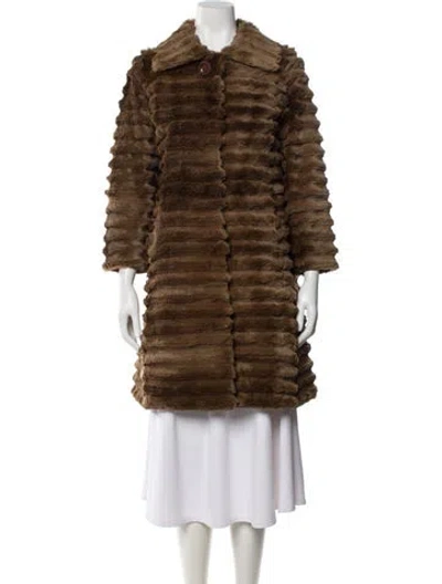 Pre-owned Fur Coat In Brown