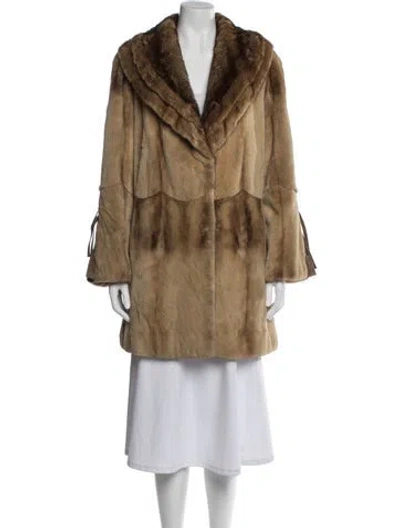 Pre-owned Fur Coat In Brown