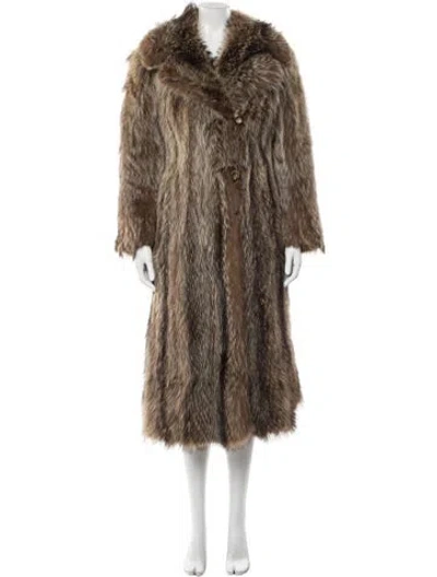 Pre-owned Fur Coat In Brown
